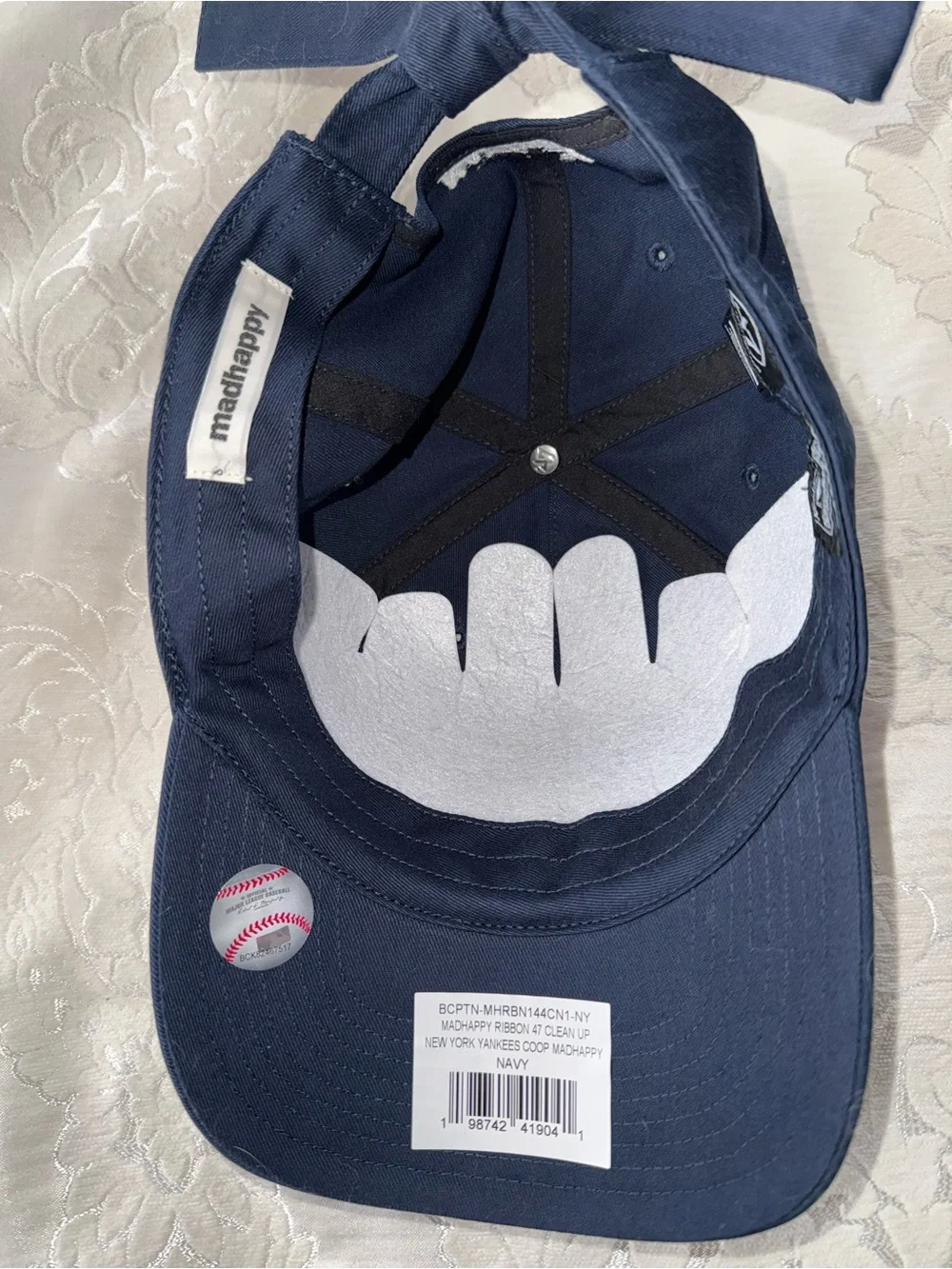 Madhappy x Yankees Bow Cap